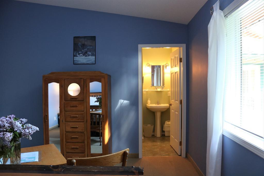 רבלסטוק Mulvehill Creek Wilderness Inn And Wedding Chapel מראה חיצוני תמונה