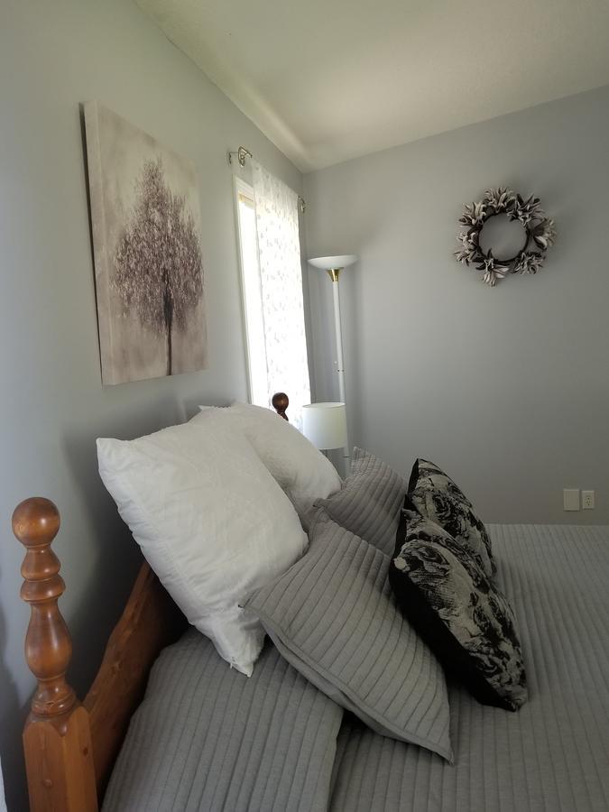 רבלסטוק Mulvehill Creek Wilderness Inn And Wedding Chapel מראה חיצוני תמונה