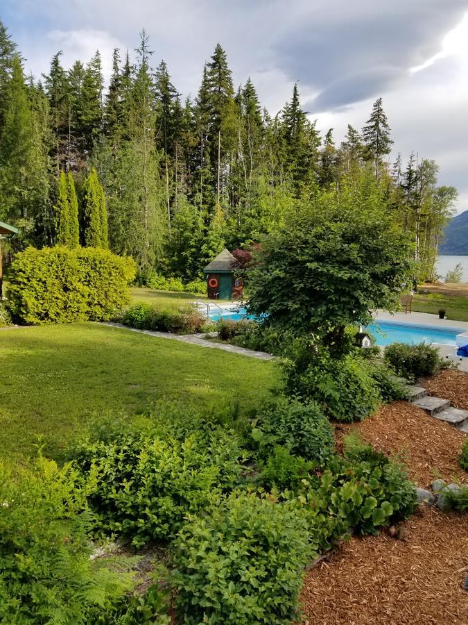 רבלסטוק Mulvehill Creek Wilderness Inn And Wedding Chapel מראה חיצוני תמונה