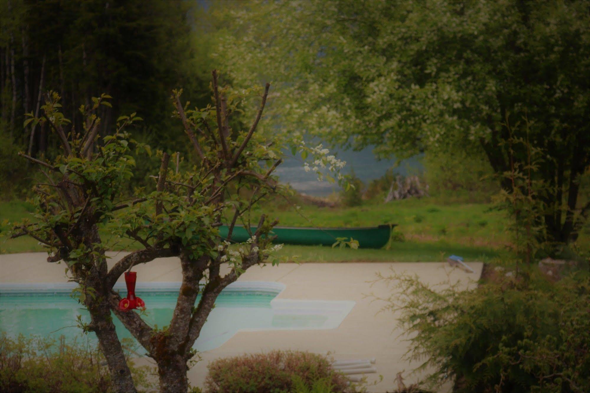 רבלסטוק Mulvehill Creek Wilderness Inn And Wedding Chapel מראה חיצוני תמונה
