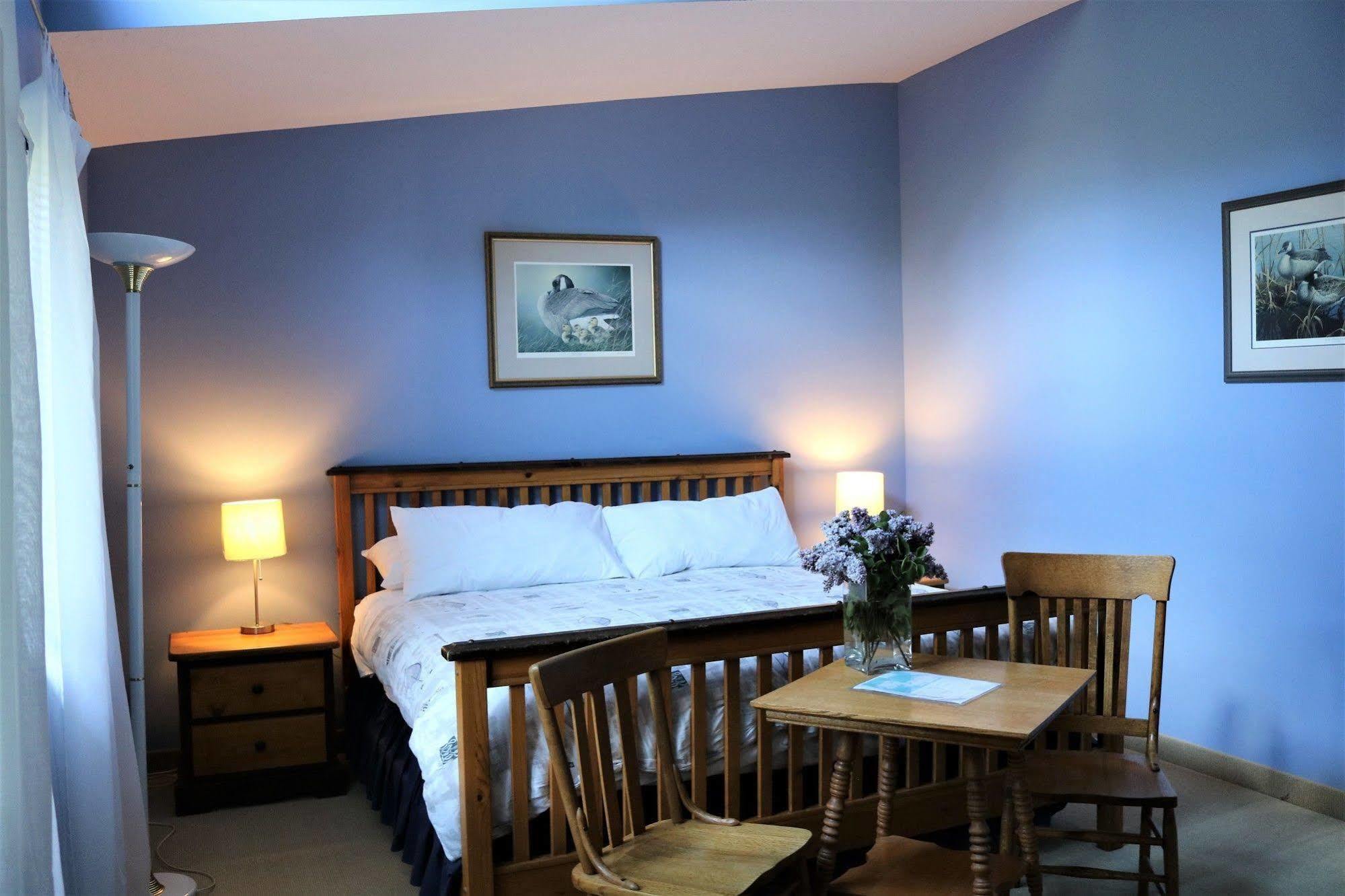 רבלסטוק Mulvehill Creek Wilderness Inn And Wedding Chapel מראה חיצוני תמונה