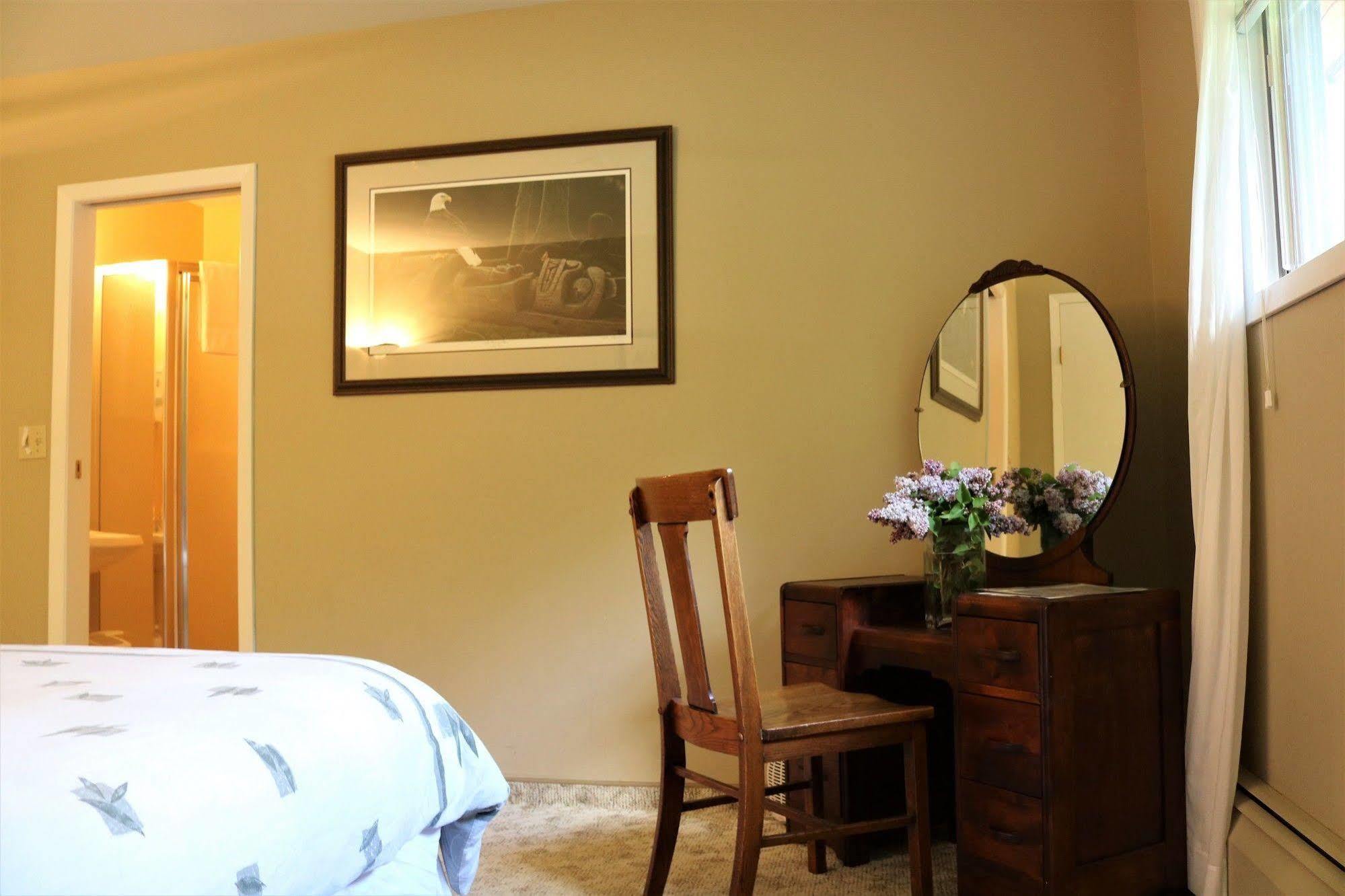 רבלסטוק Mulvehill Creek Wilderness Inn And Wedding Chapel מראה חיצוני תמונה